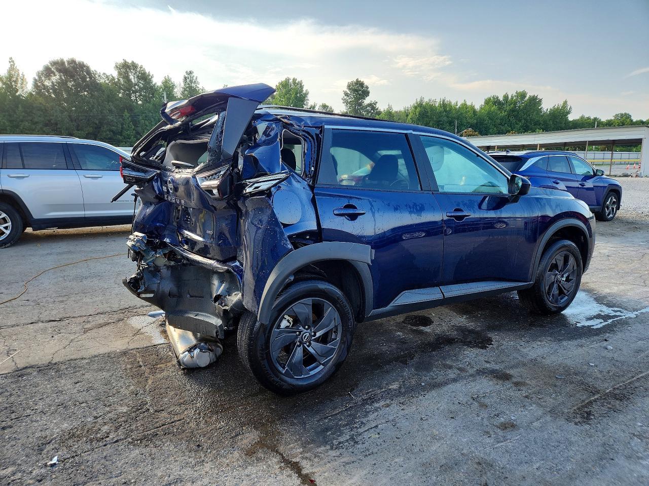 2026 Nissan Rogue Sv - Фото 3