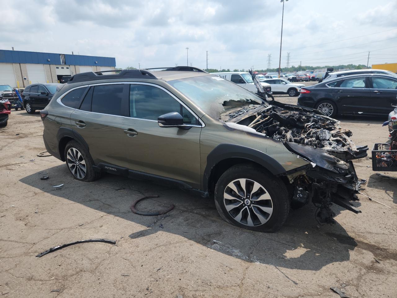 2025 Subaru Outback Limited - Фото 4