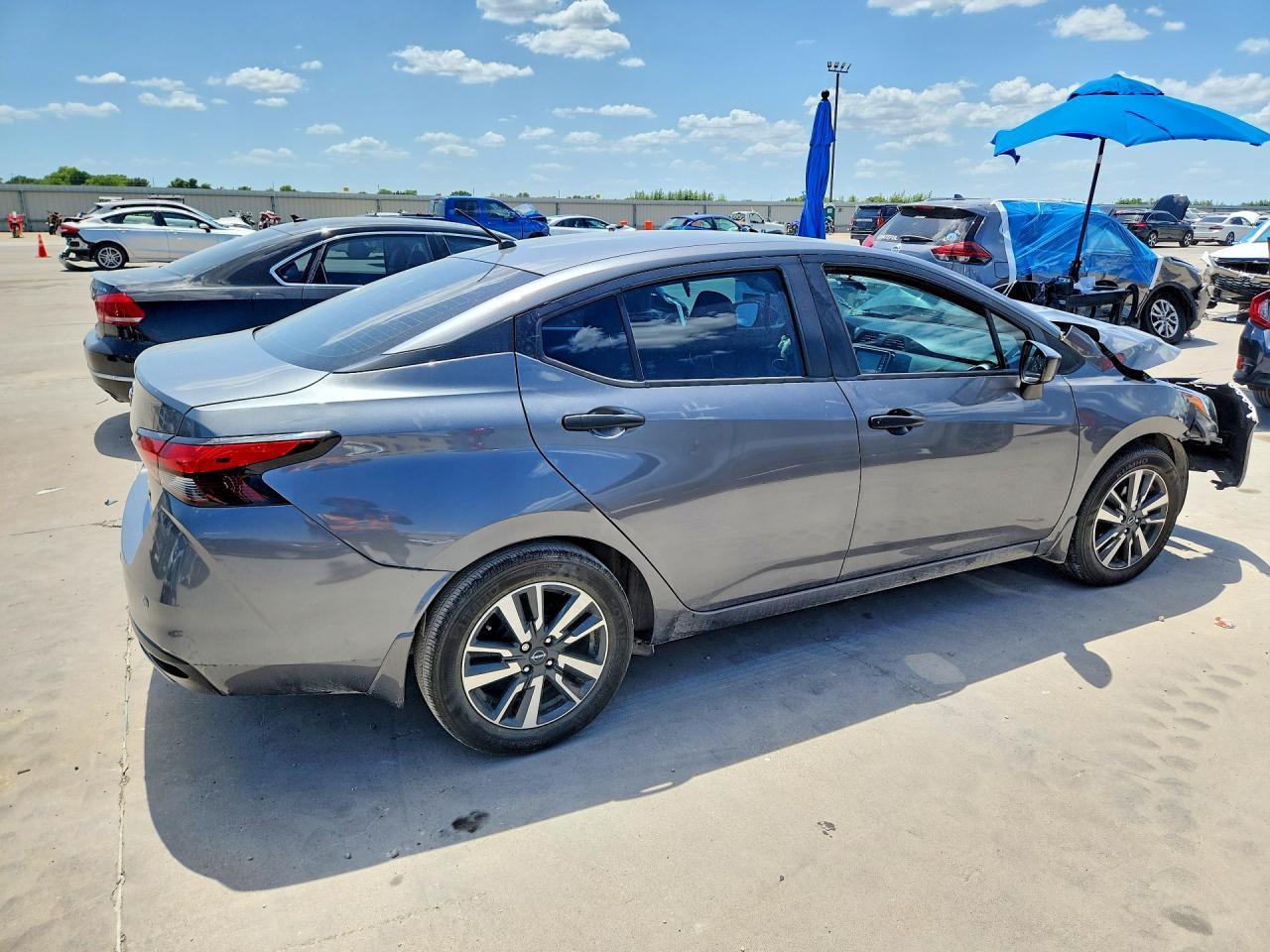 2024 Nissan Versa S - Фото 3
