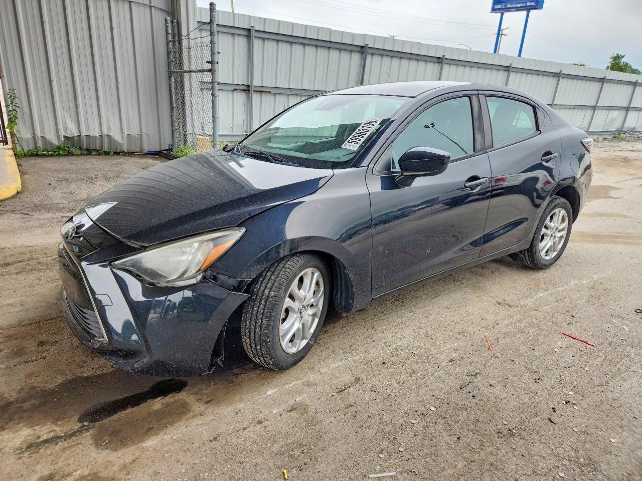 2017 Toyota Yaris Ia Base
