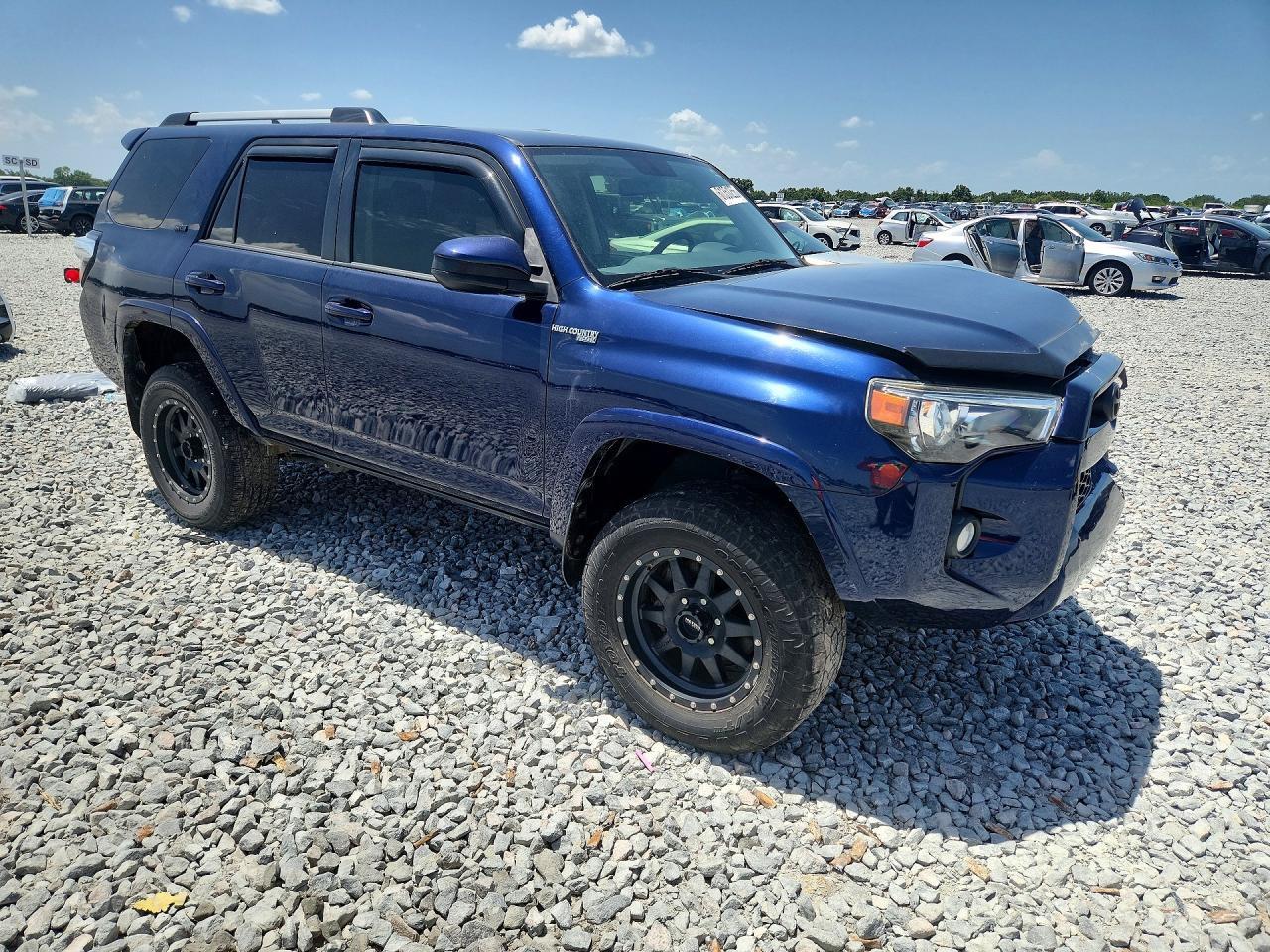 2019 Toyota 4Runner Sr5 - Image 4