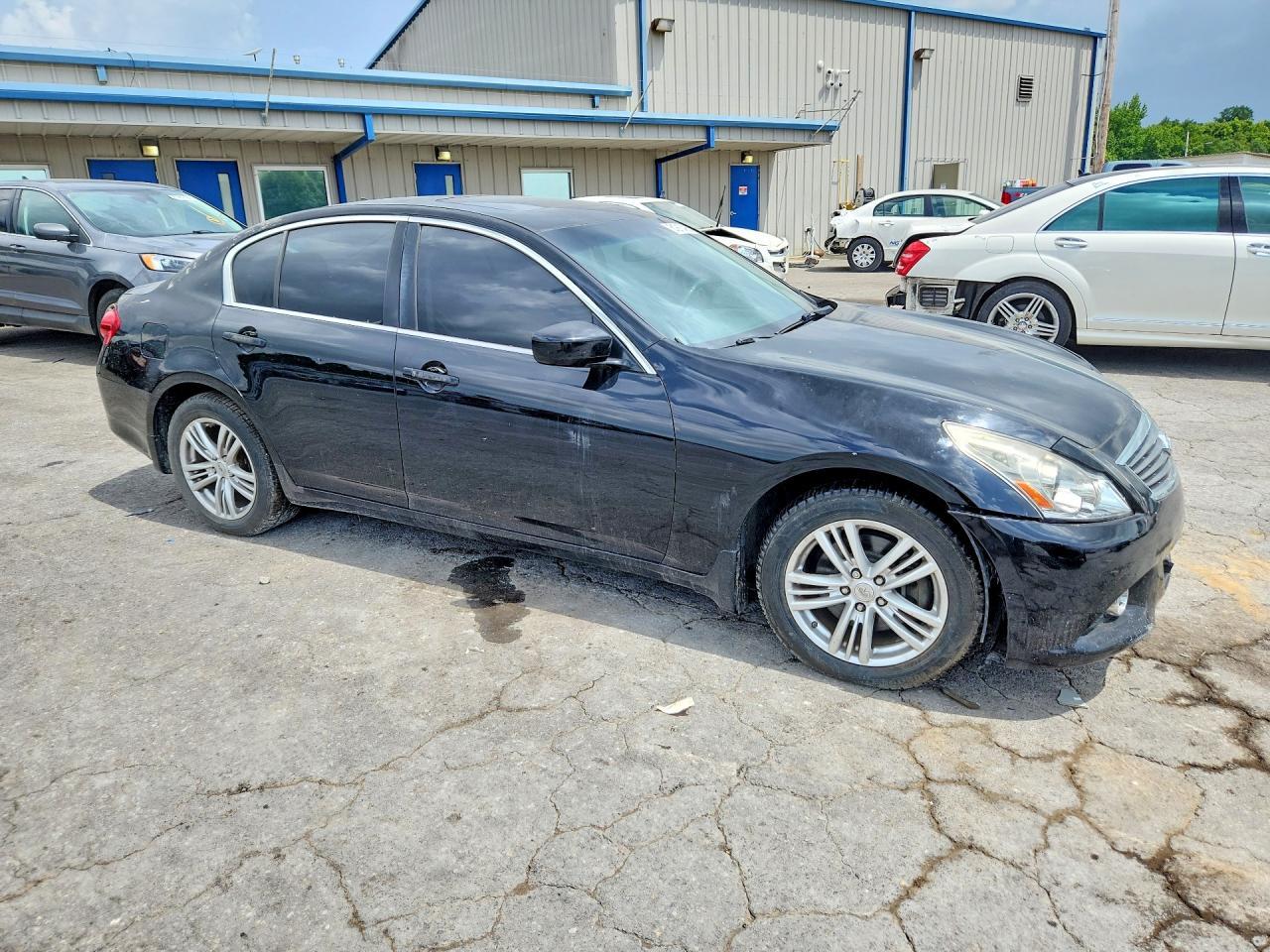 2013 Infiniti G37 Sedan X - Фото 4