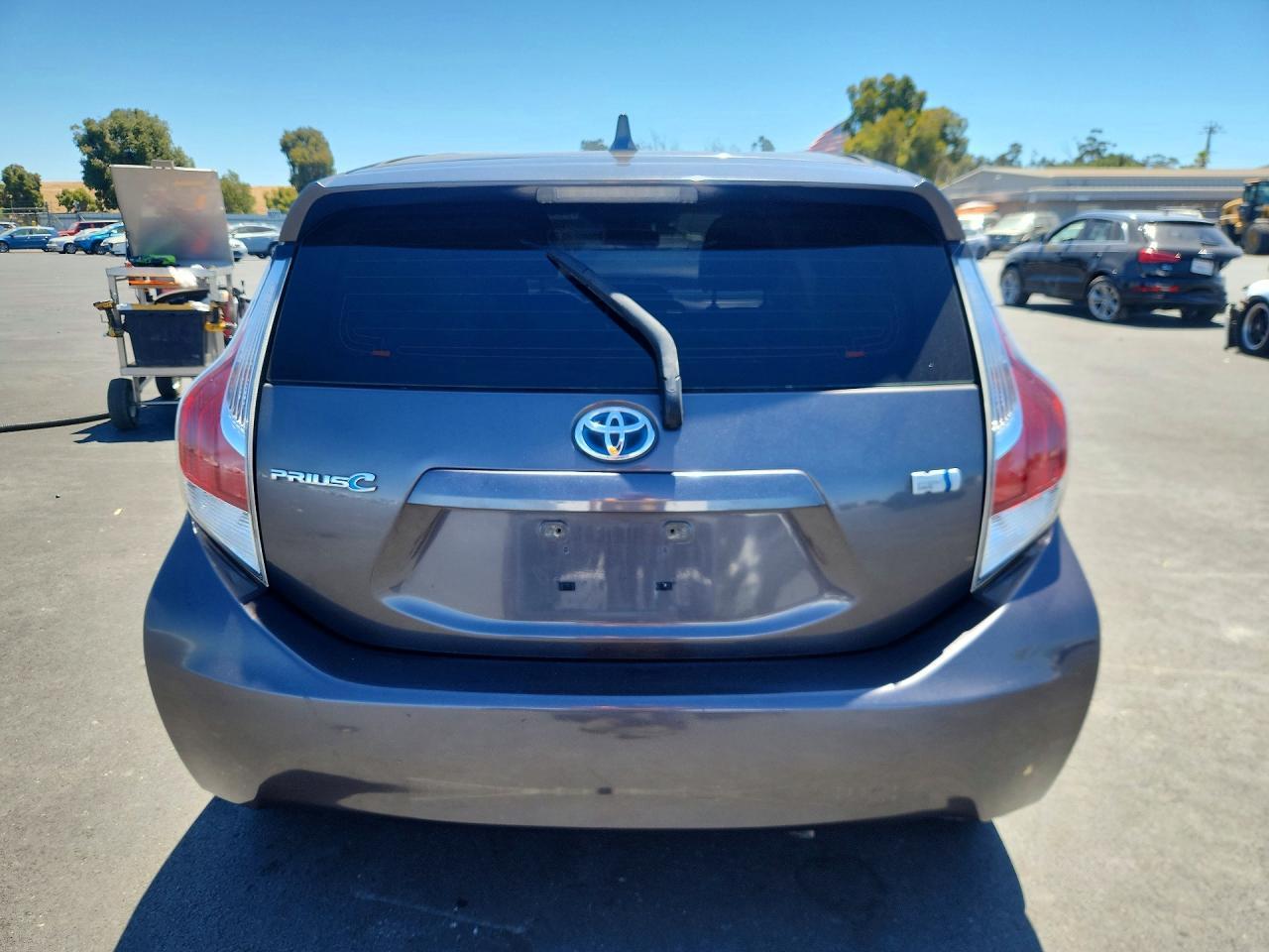 2016 Toyota Prius C Two - Фото 6