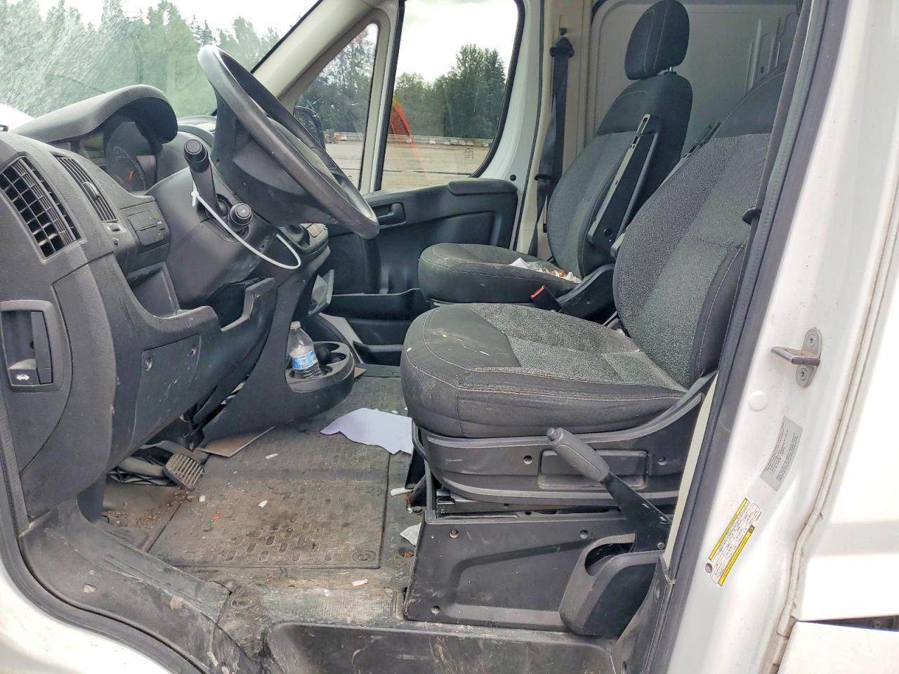 2015 Ram Promaster 1500 Delivery Van - Фото 7