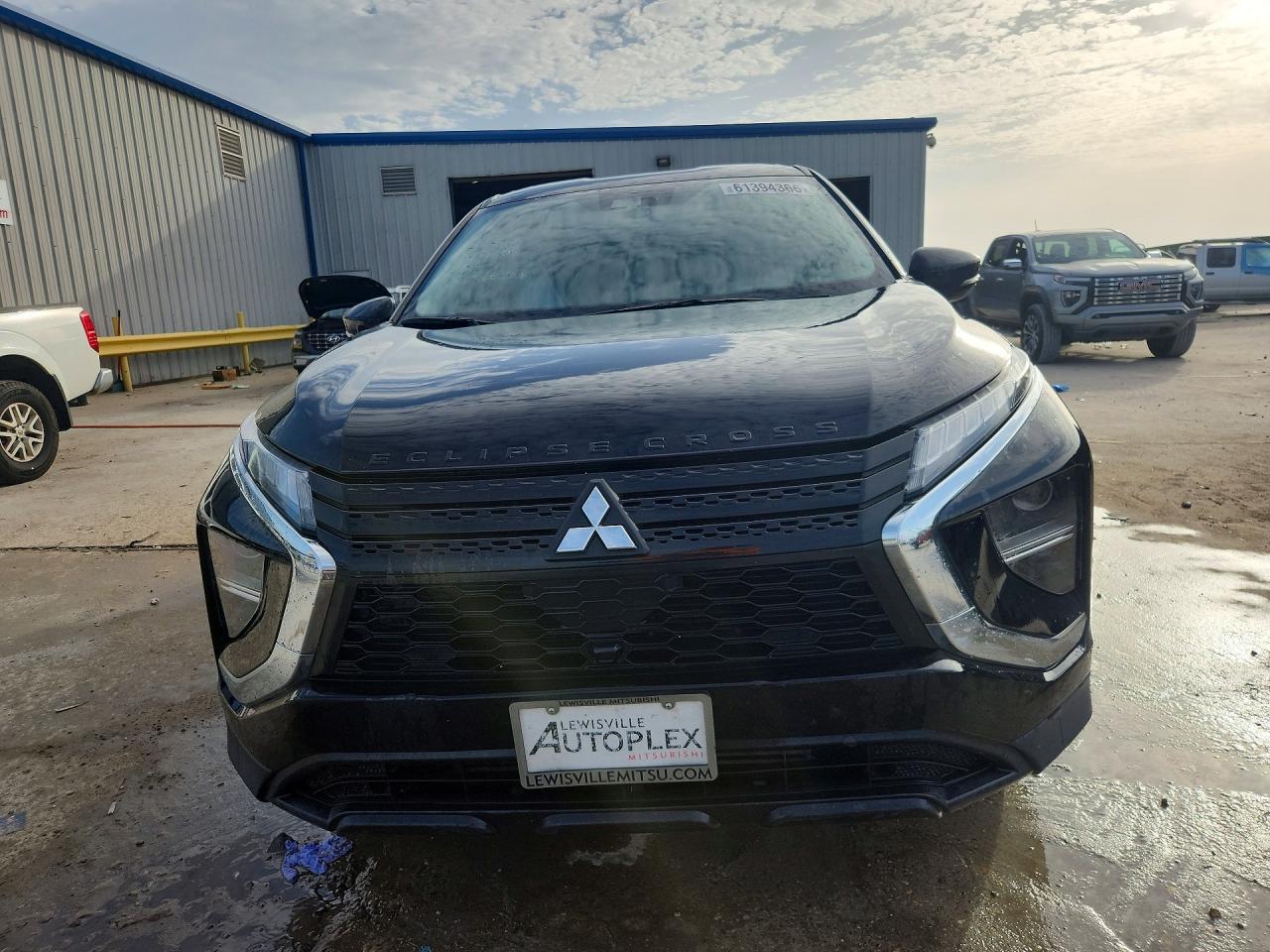 2022 Mitsubishi Eclipse Cross Le - Image 5