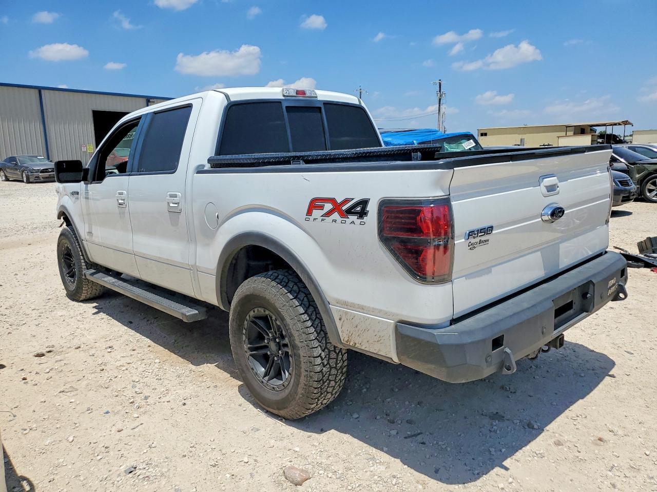 2013 Ford F150 Supercrew - Фото 2