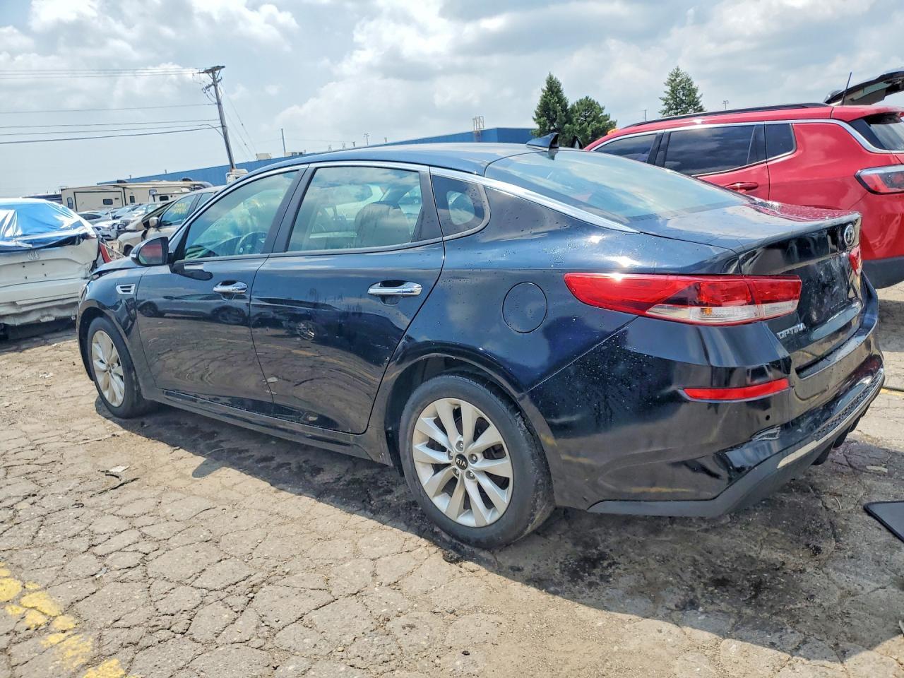 2018 Kia Optima Lx - Фото 2