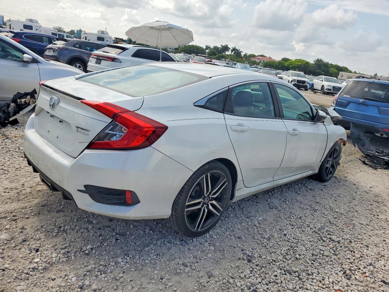 2020 Honda Civic Sport - Фото 3