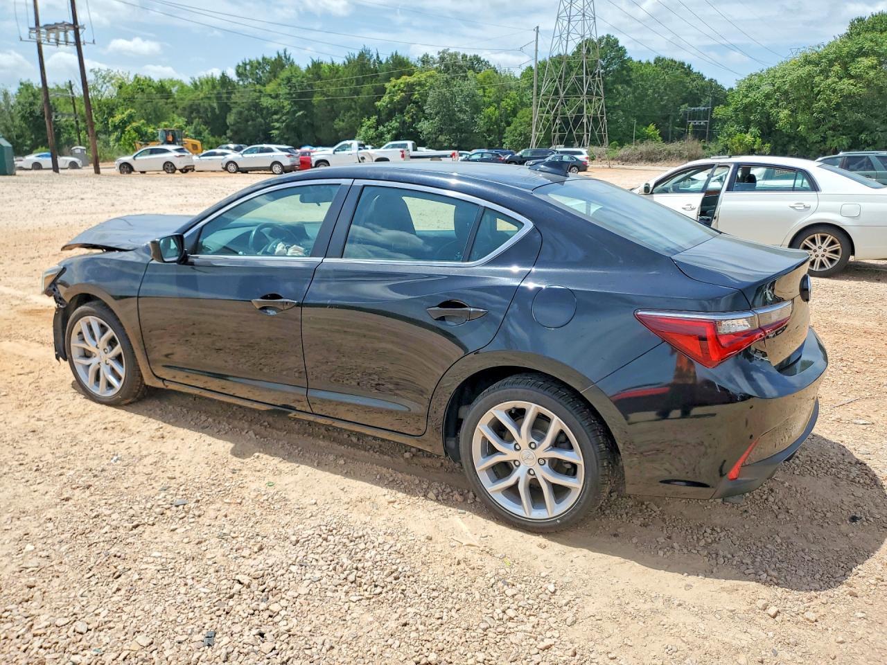 2020 Acura Ilx - Фото 2