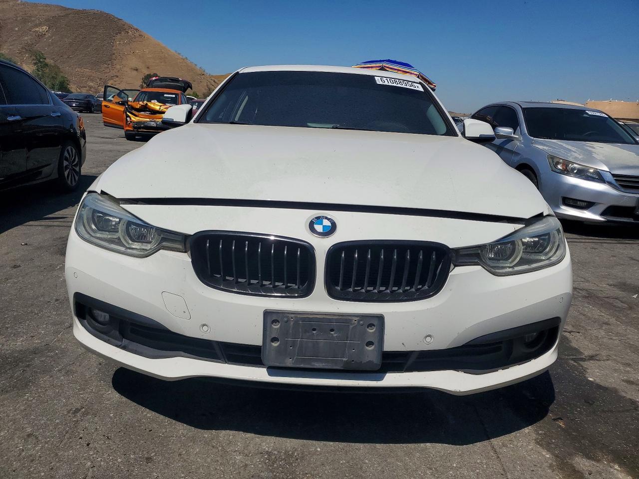 2017 BMW 320 I - Image 5