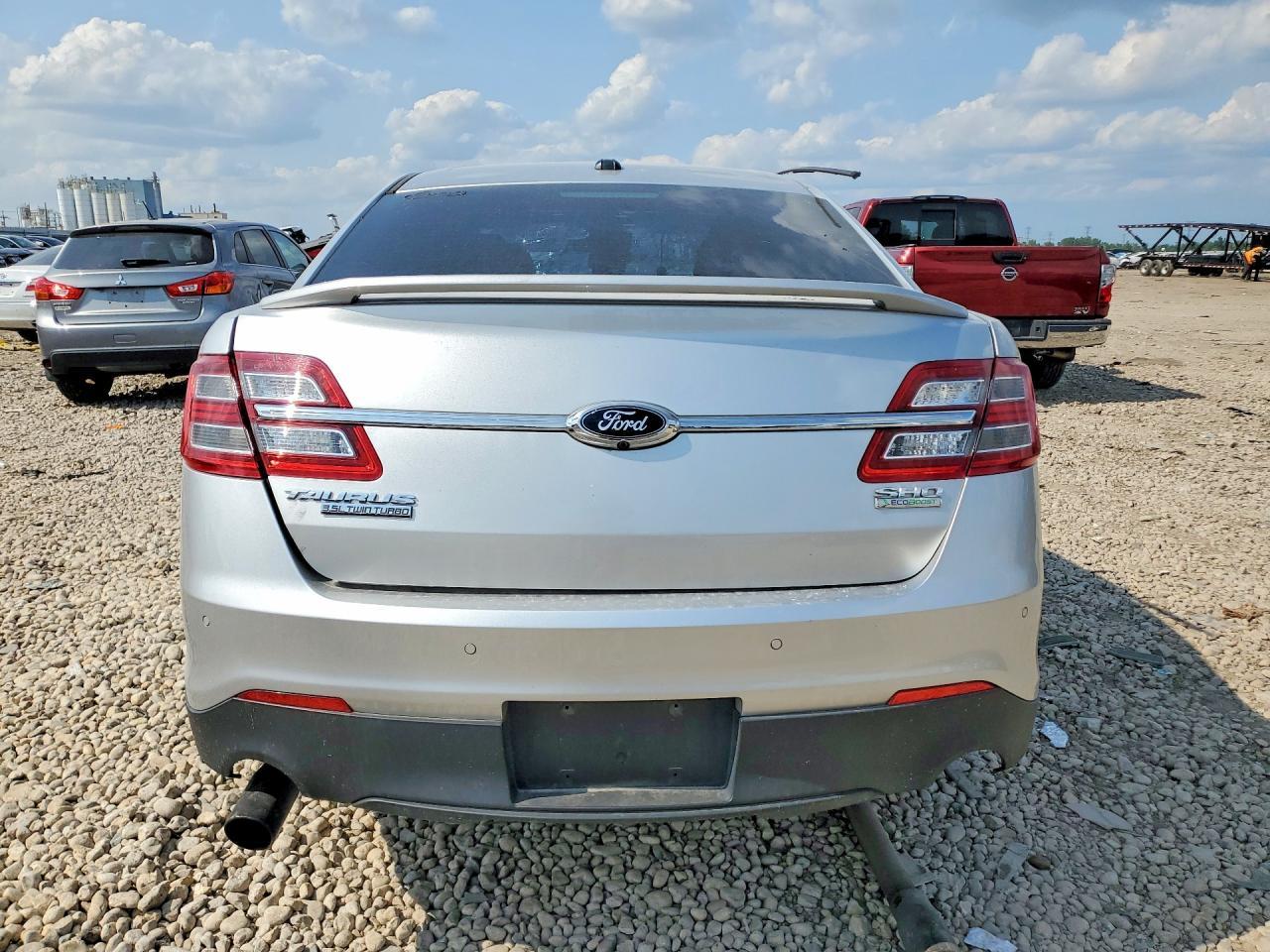 2013 Ford Taurus Sho - Фото 6