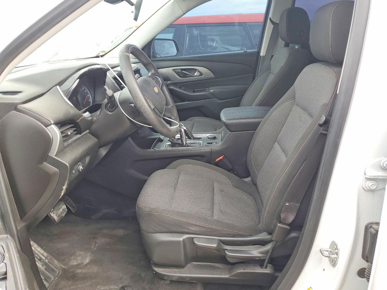 2020 Chevrolet Traverse Ls - Фото 7