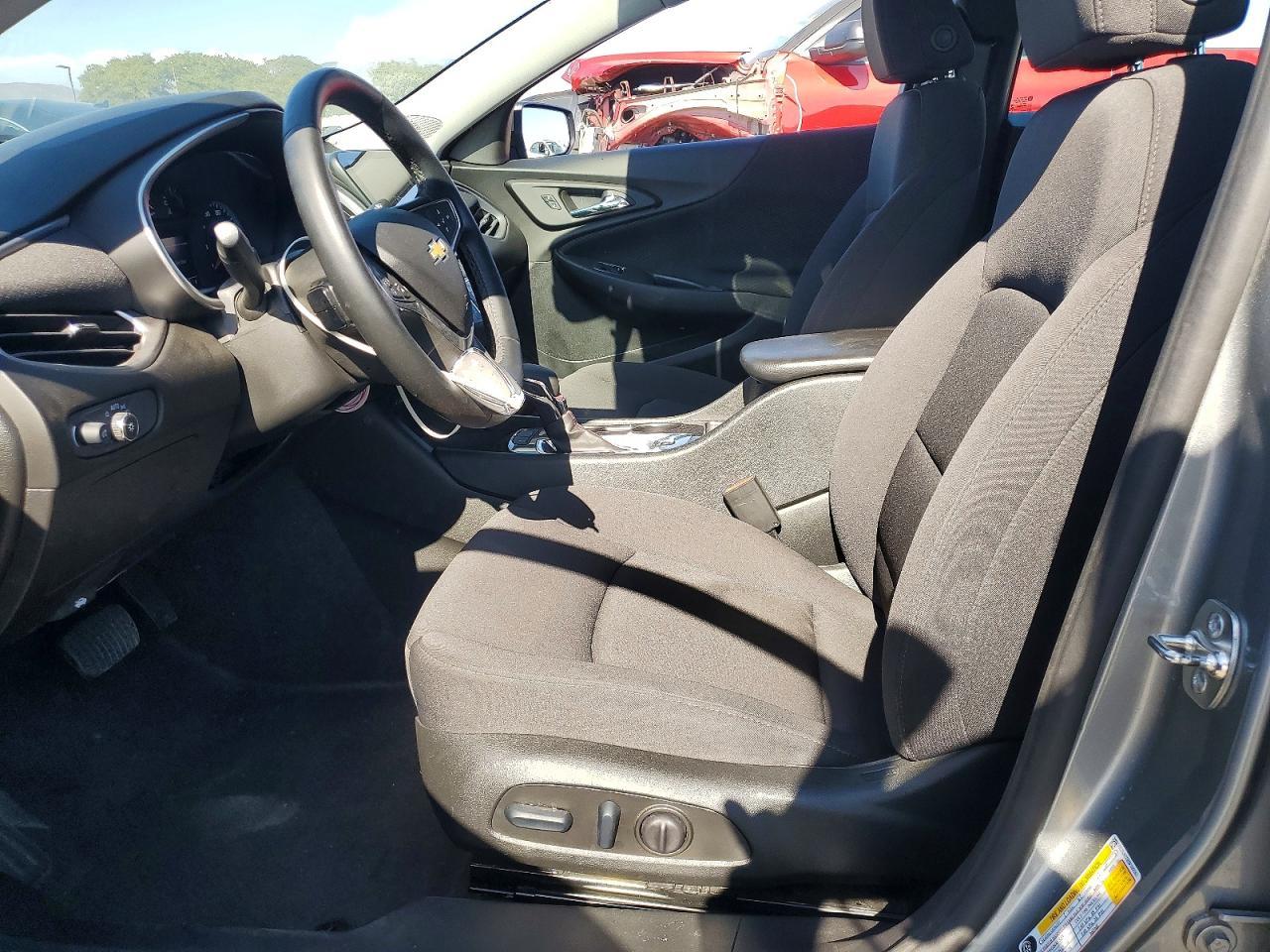 2025 Chevrolet Malibu Rs - Image 7