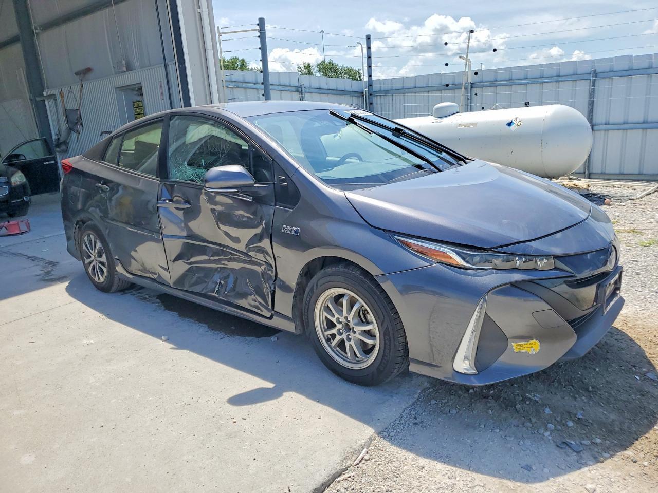 2022 Toyota Prius Prime Xle - Фото 4