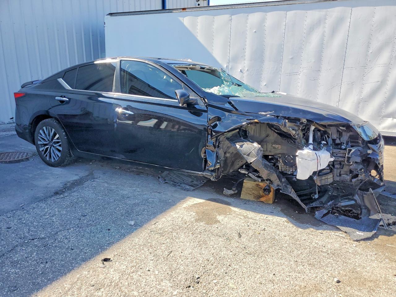 2025 Nissan Altima Sv - Image 4