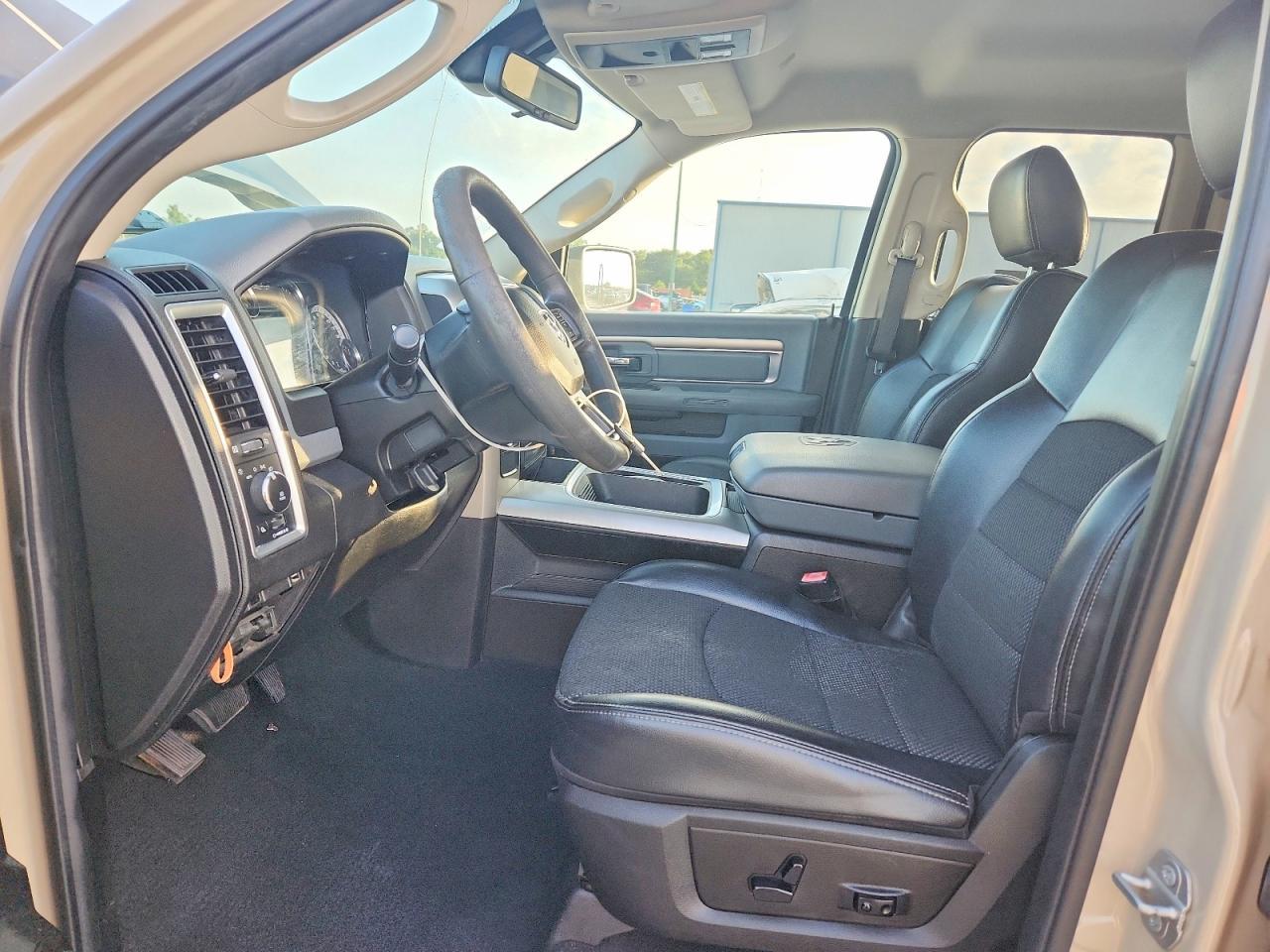 2019 Ram 1500 Warlock - Фото 7