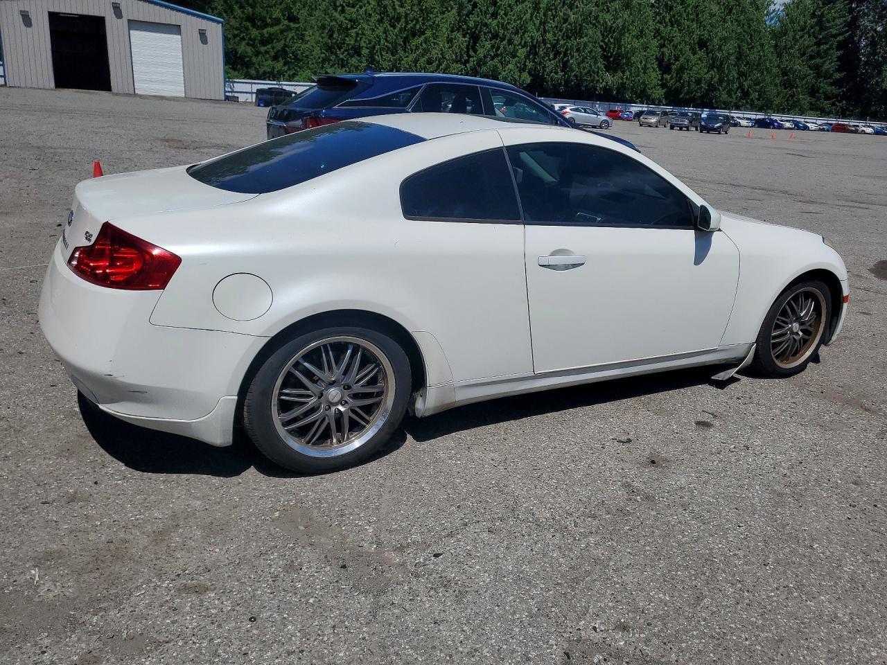 2005 Infiniti G35 Base - Image 3