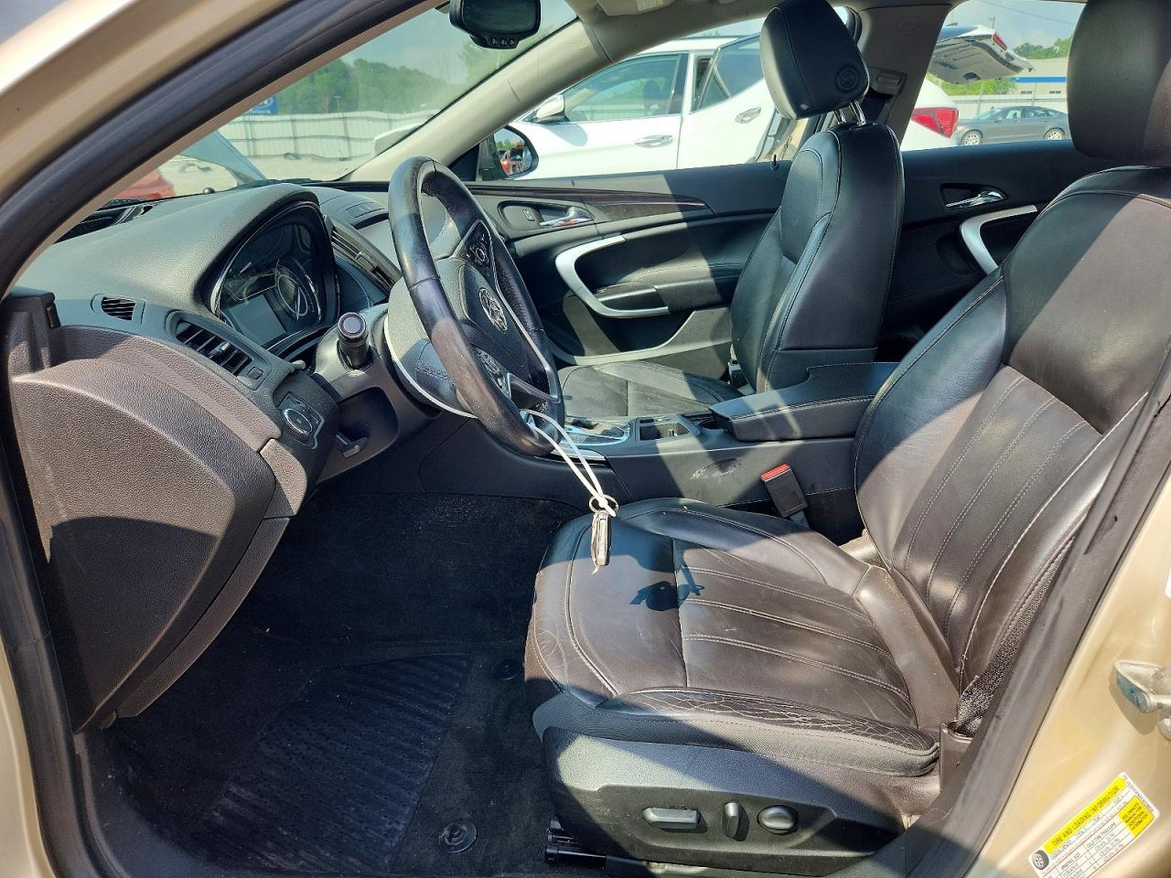 2015 Buick Regal - Image 7