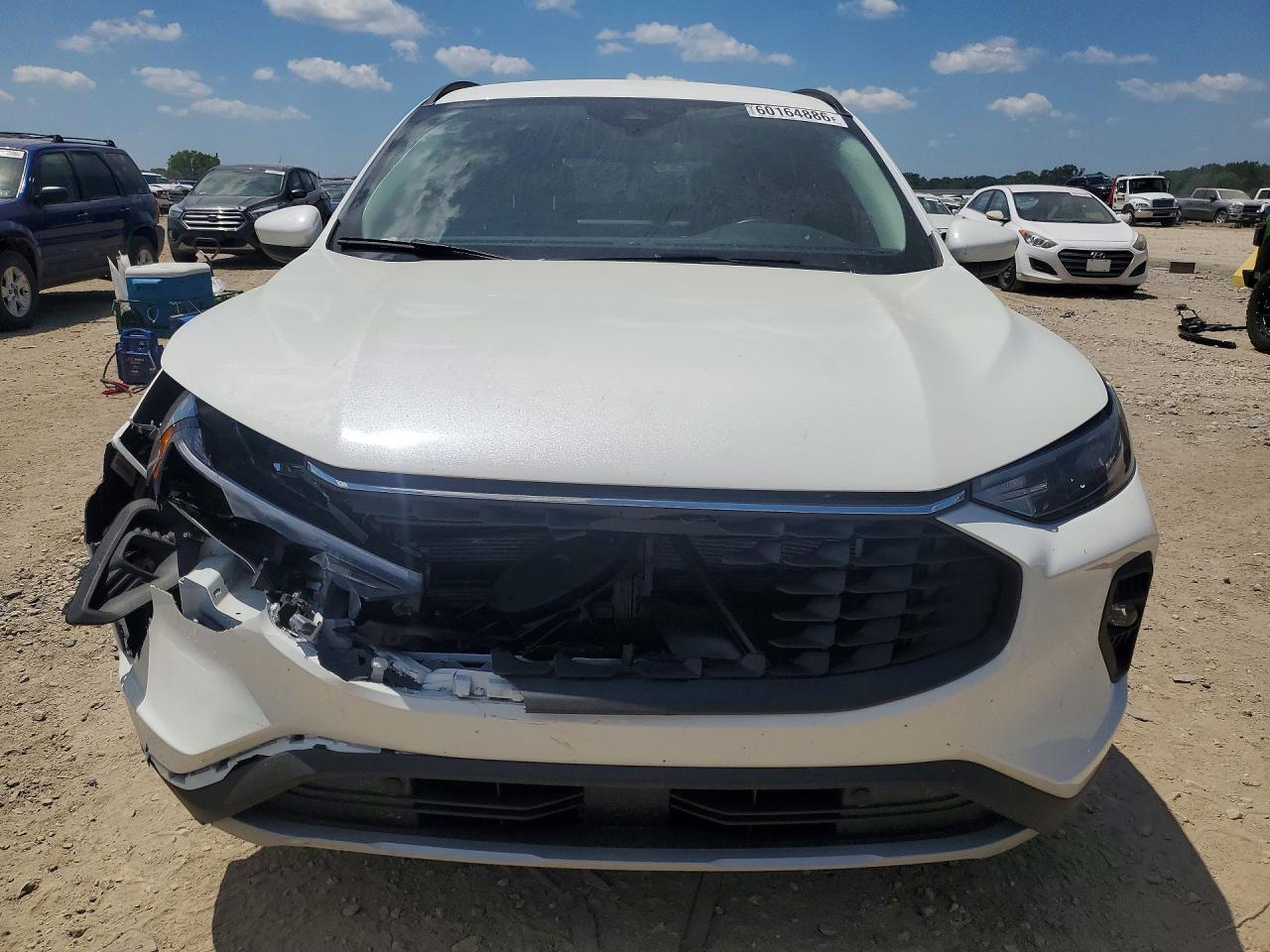 2026 Ford Escape - Image 5