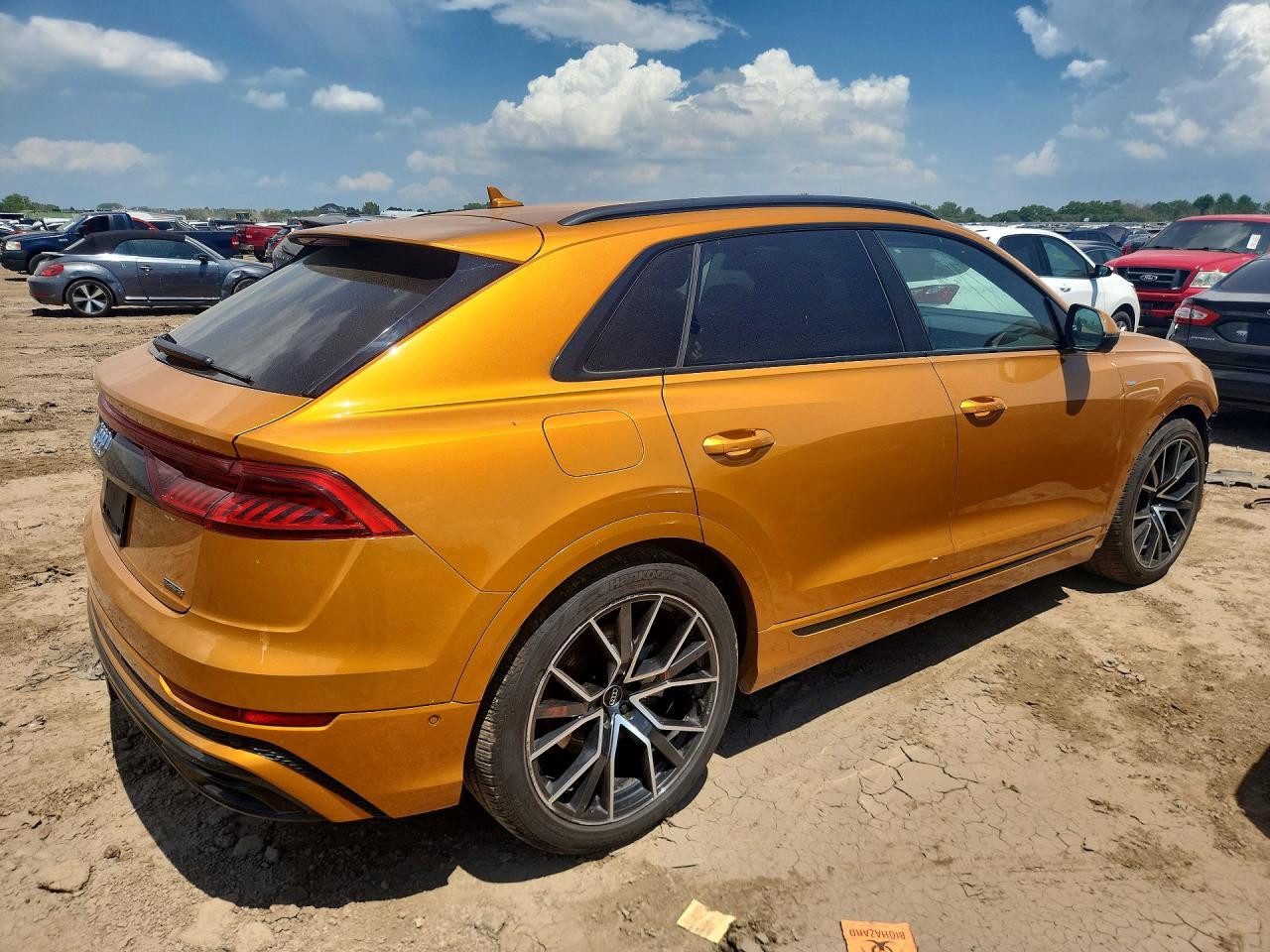 2019 Audi Q8 Prestige S-Line - Фото 3