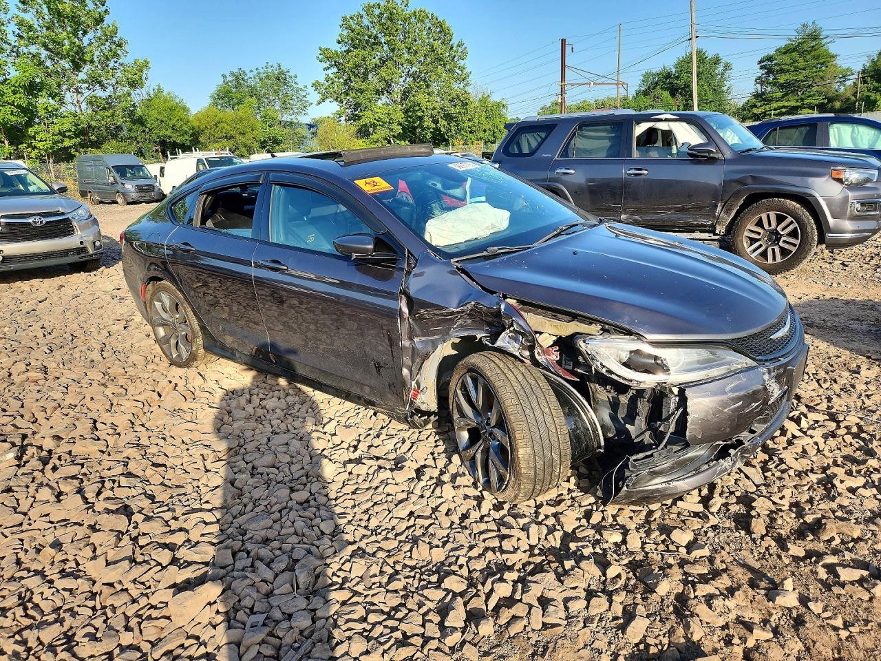 2015 Chrysler 200 S - Image 4