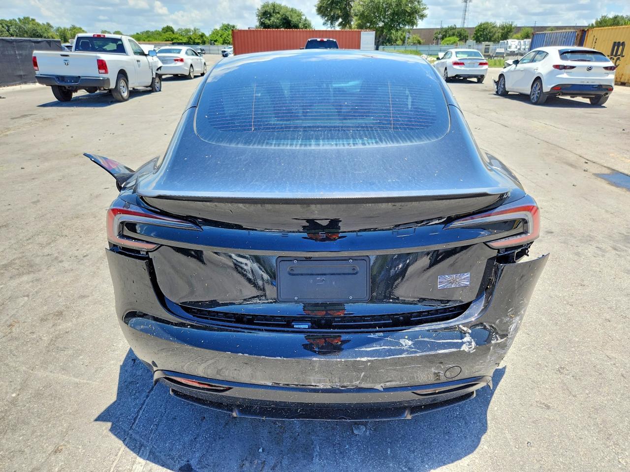 2026 Tesla Model 3 - Image 6