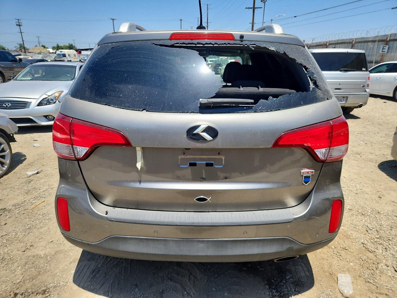 2014 Kia Sorento Lx - Image 6