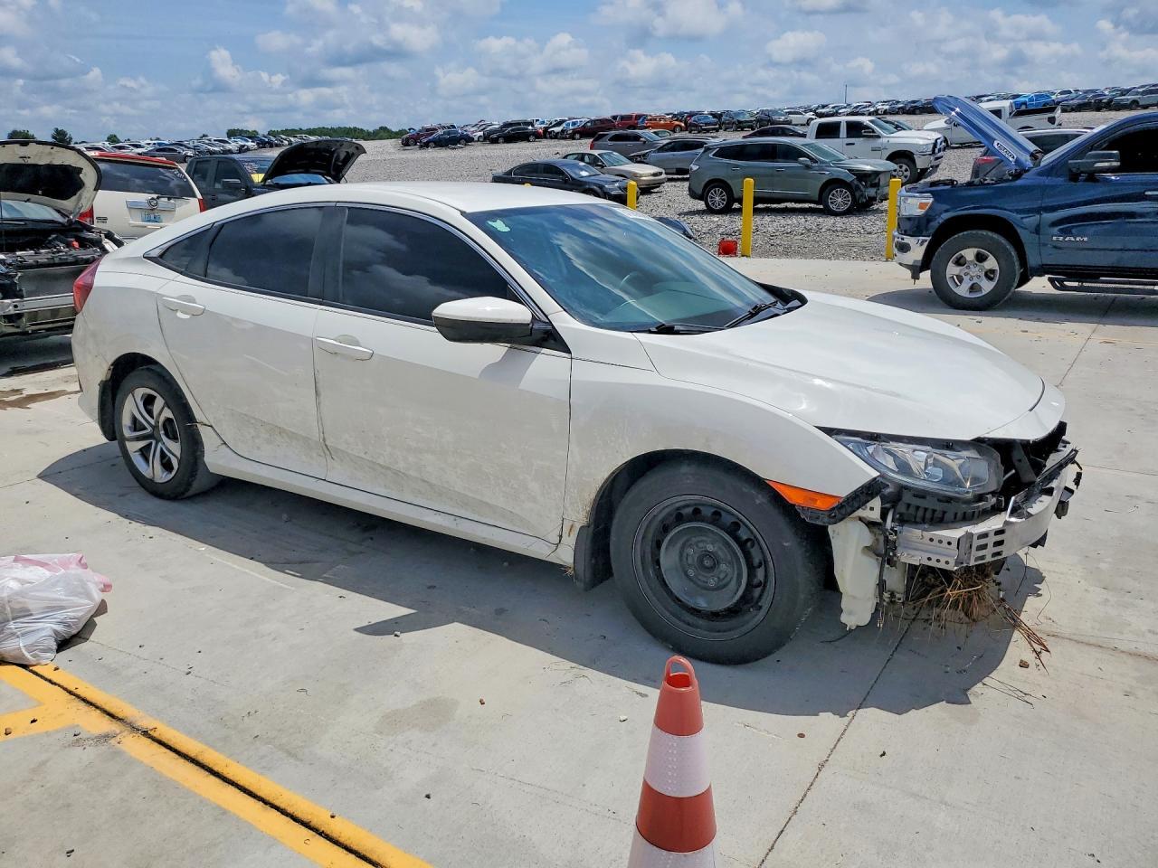 2018 Honda Civic Lx - Image 4