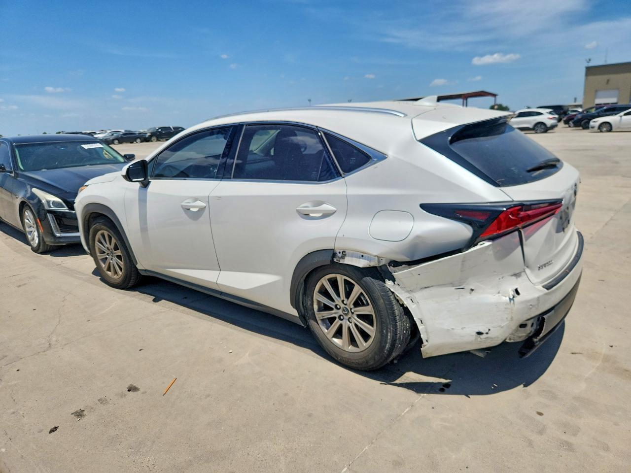 2021 Lexus Nx 300 Base - Фото 2