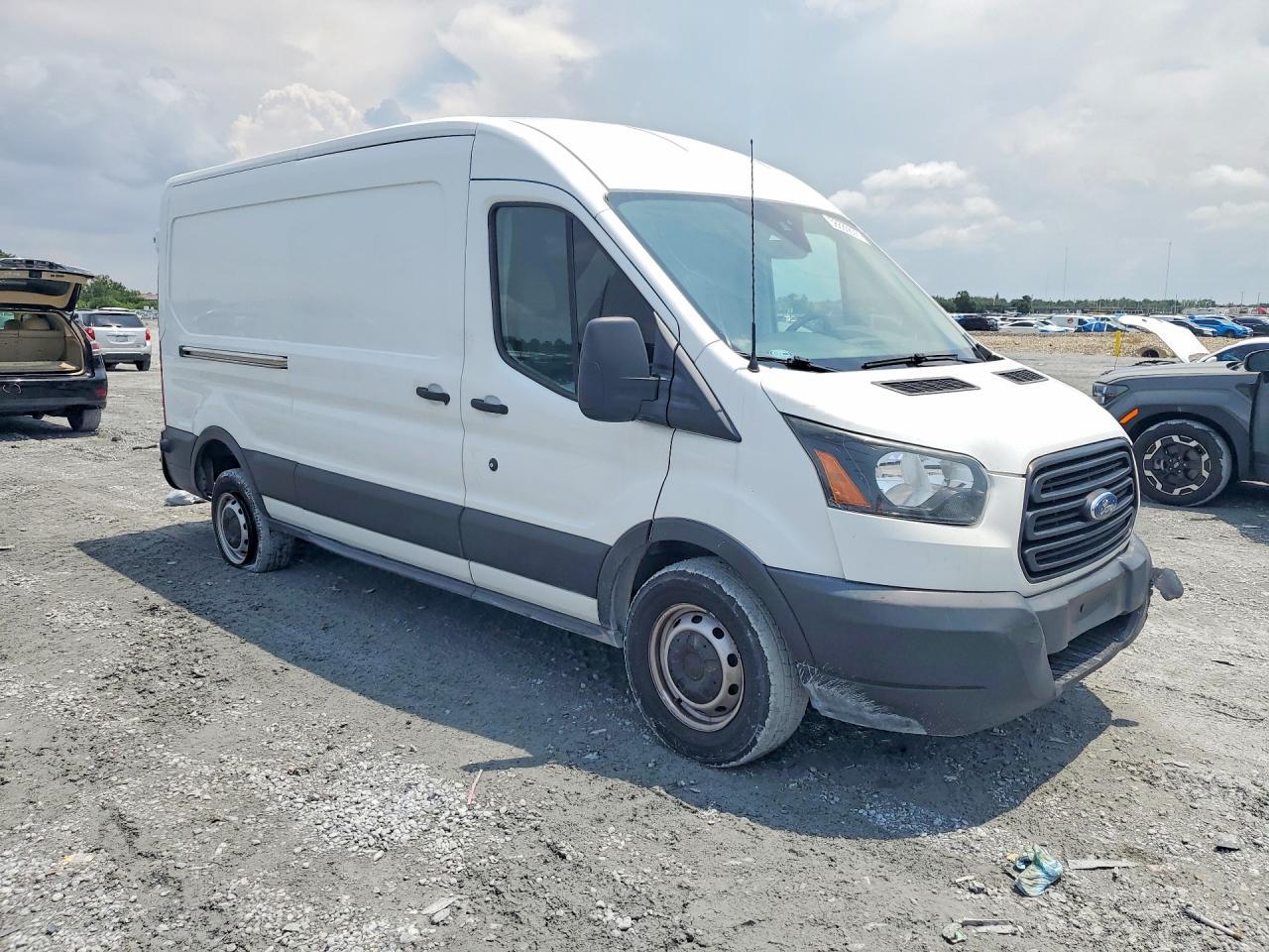 2019 Ford Transit T-250 Delivery Van - Фото 4