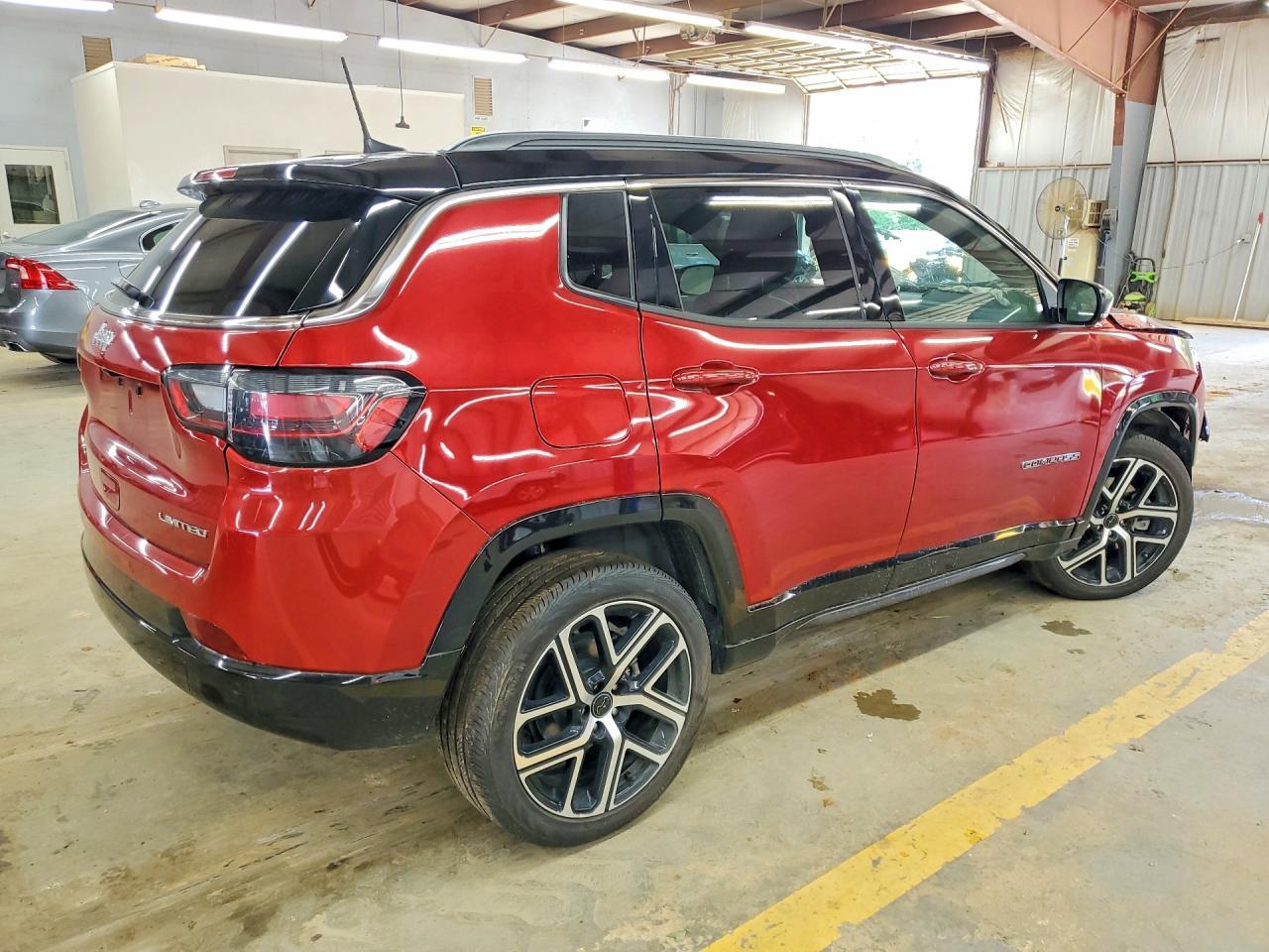 2025 Jeep Compass Limited - Фото 3