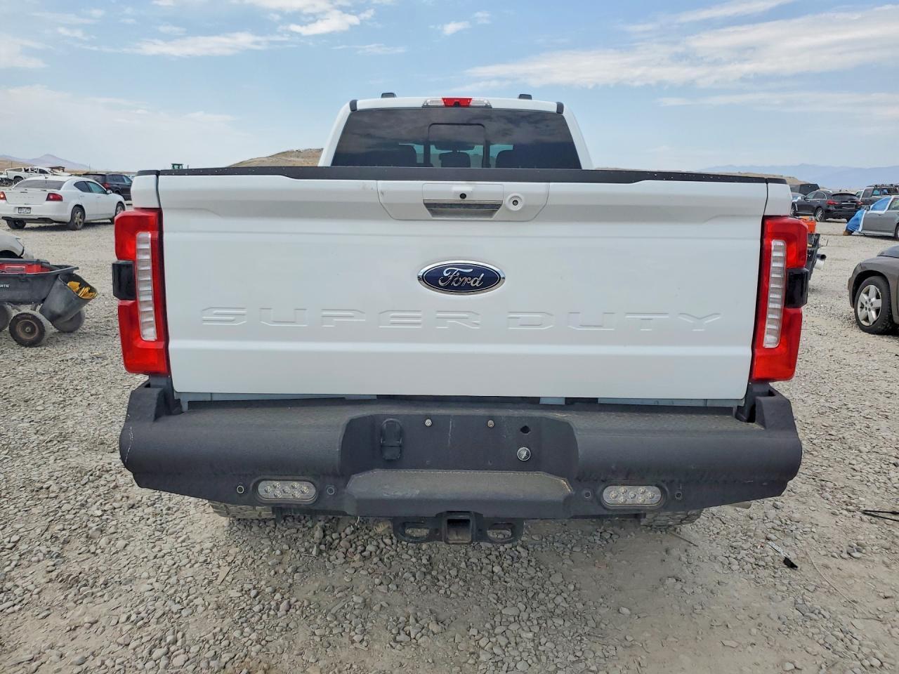 2024 Ford F350 Super Duty - Фото 6