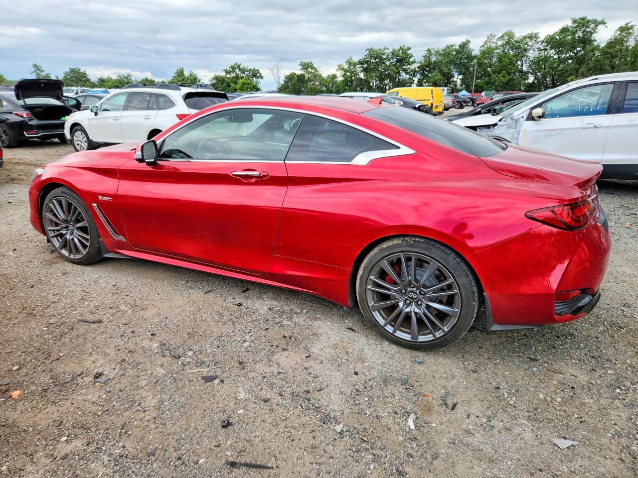 2017 Infiniti Q60 Red Sport 400 - Фото 2