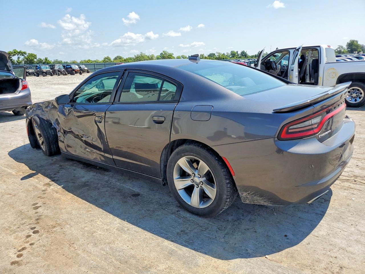 2018 Dodge Charger Sxt Plus - Image 2