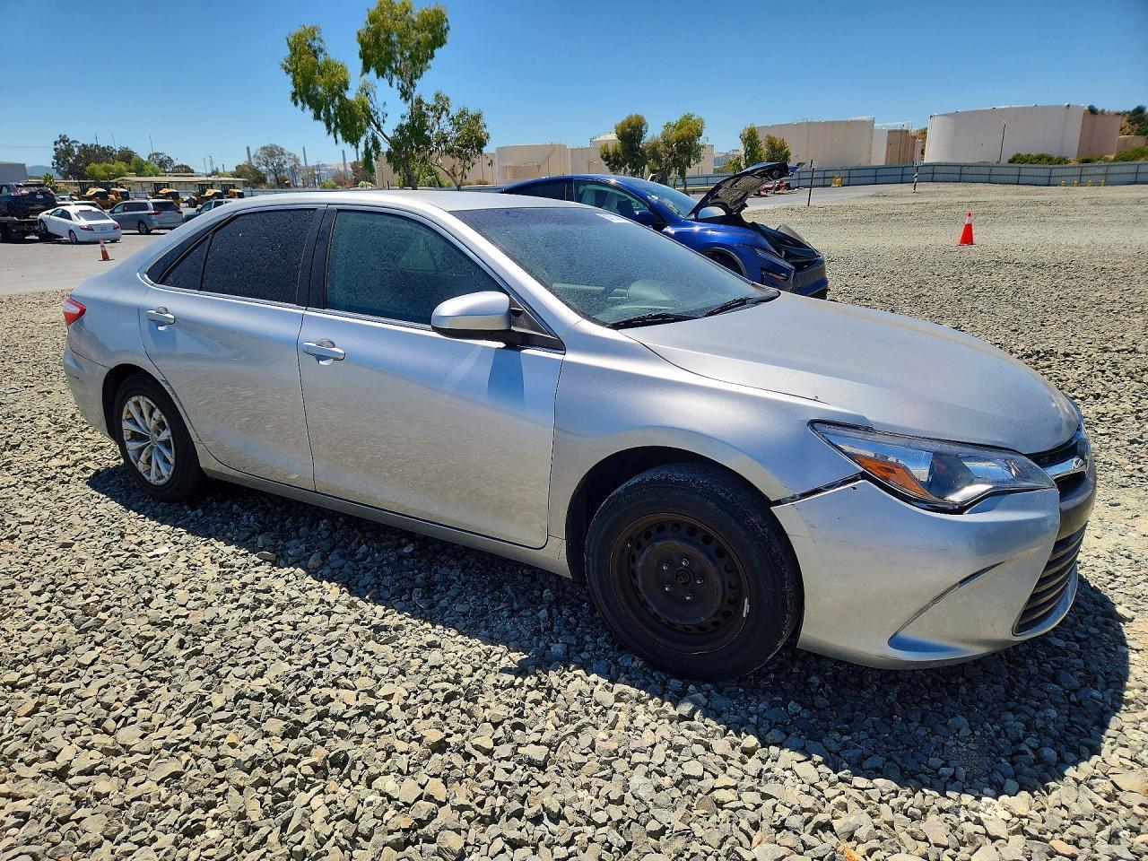 2015 Toyota Camry Le - Фото 4
