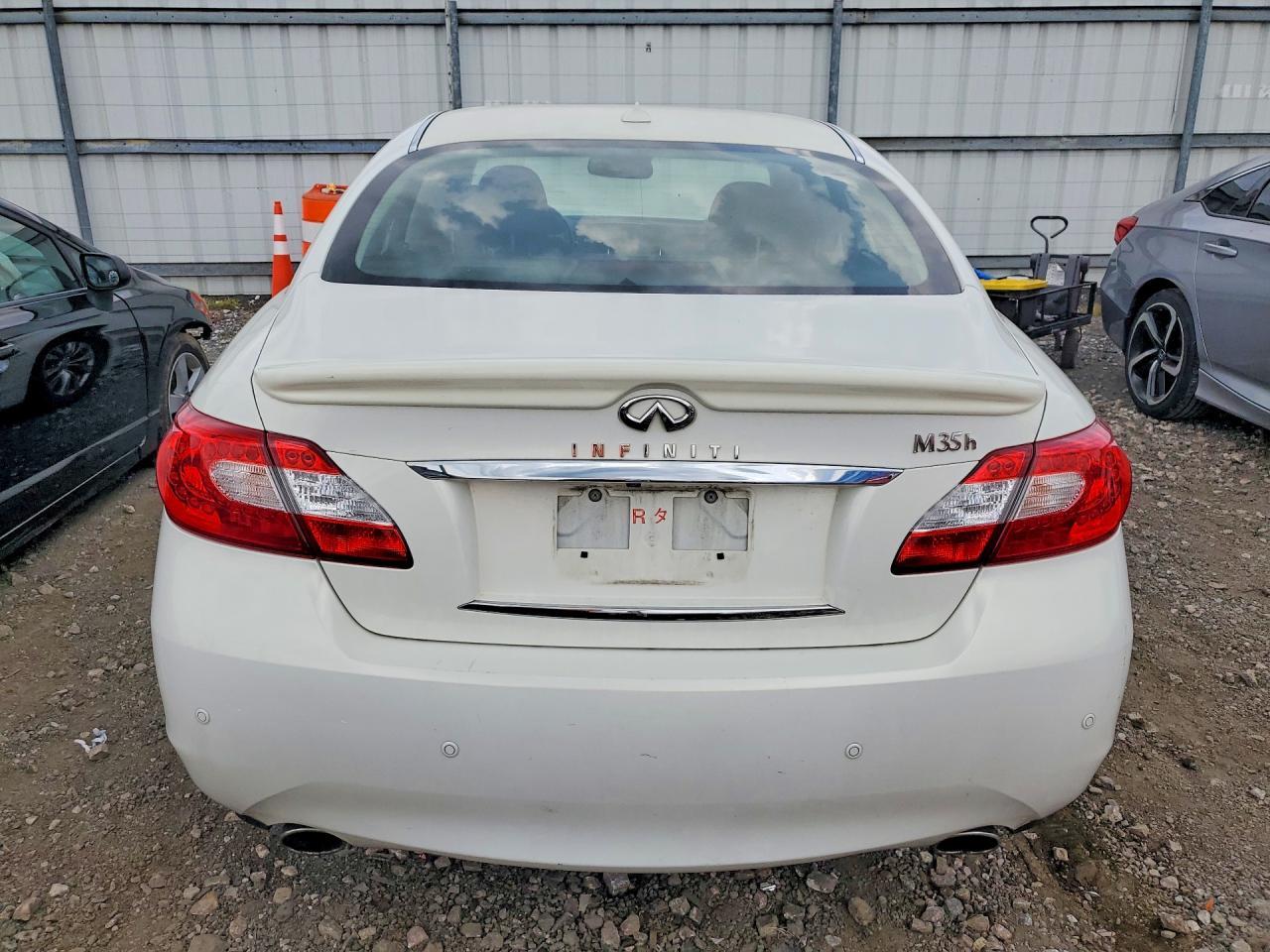 2013 Infiniti M35H Base - Фото 6
