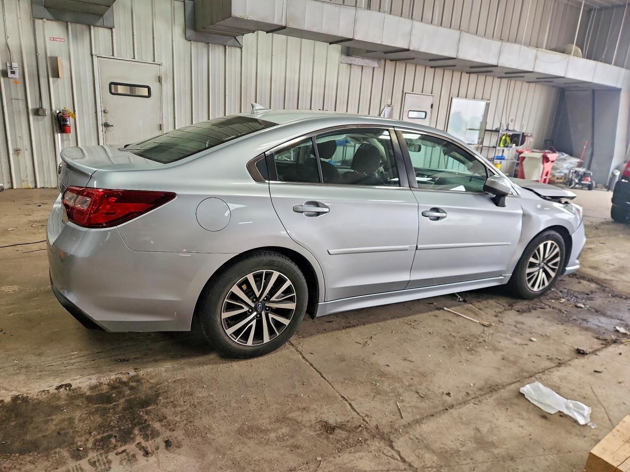 2019 Subaru Legacy 2.5I Premium - Image 3