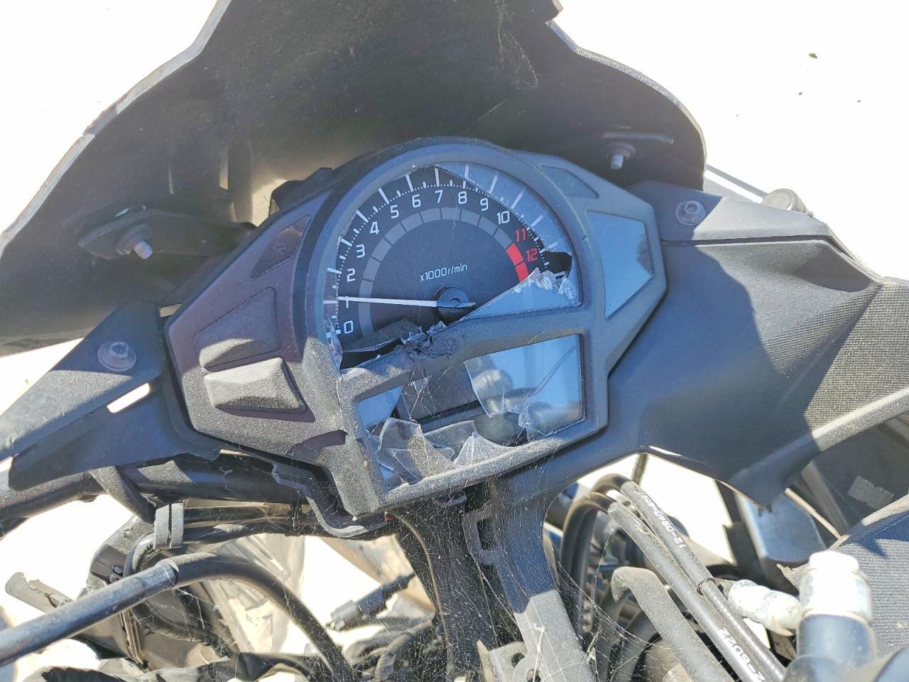 2016 Kawasaki Ex650 F - Фото 7