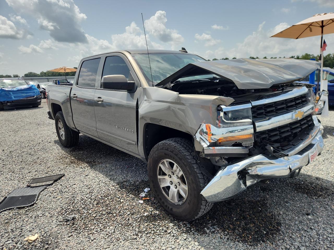 2017 Chevrolet Silverado C1500 Lt - Image 4