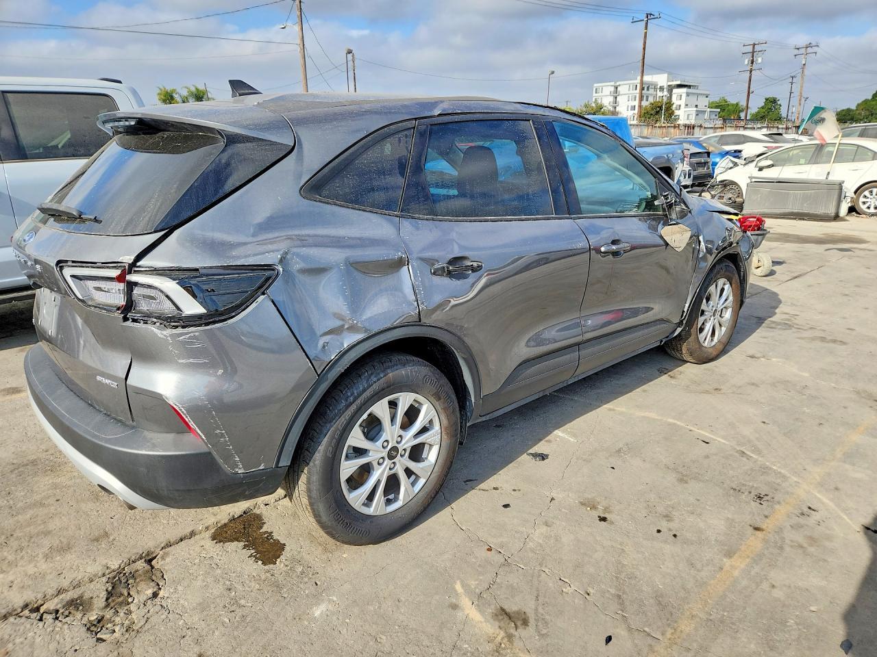 2025 Ford Escape Active - Image 3