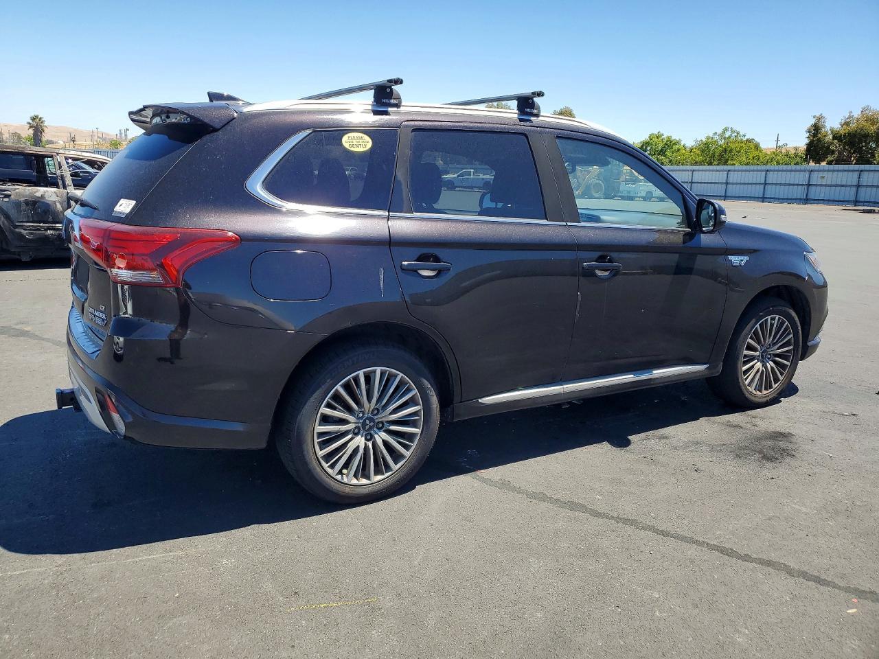 2019 Mitsubishi Outlander Sel - Image 3