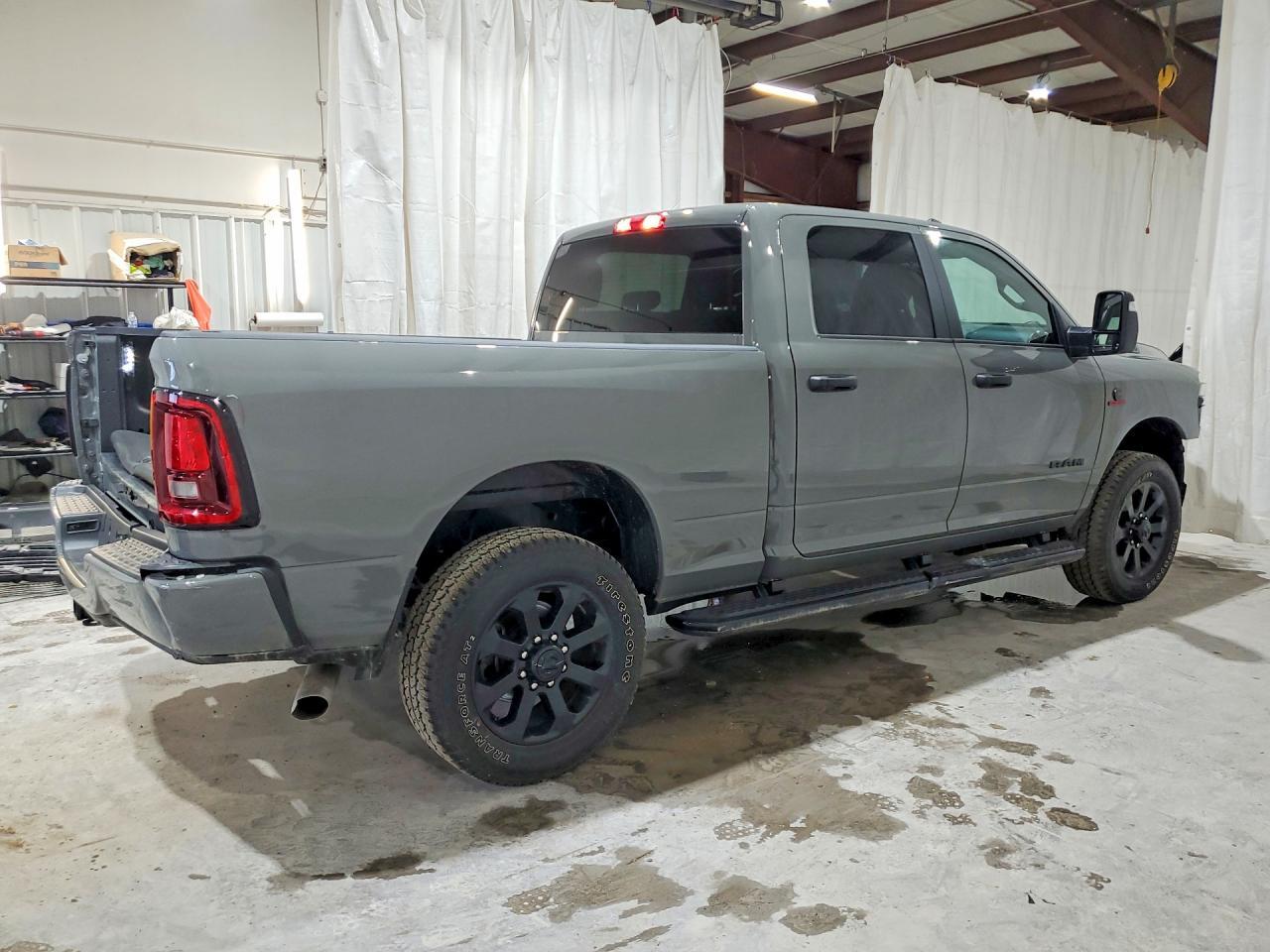 2026 Ram 3500 Big Horn - Фото 3