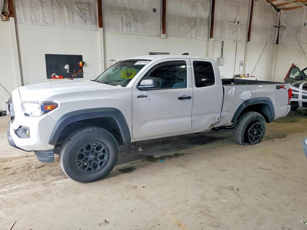 2022 Toyota Tacoma Sr V6
