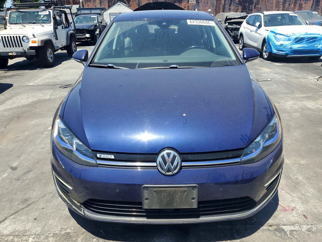 2019 Volkswagen E-Golf Sel Premium - Image 5