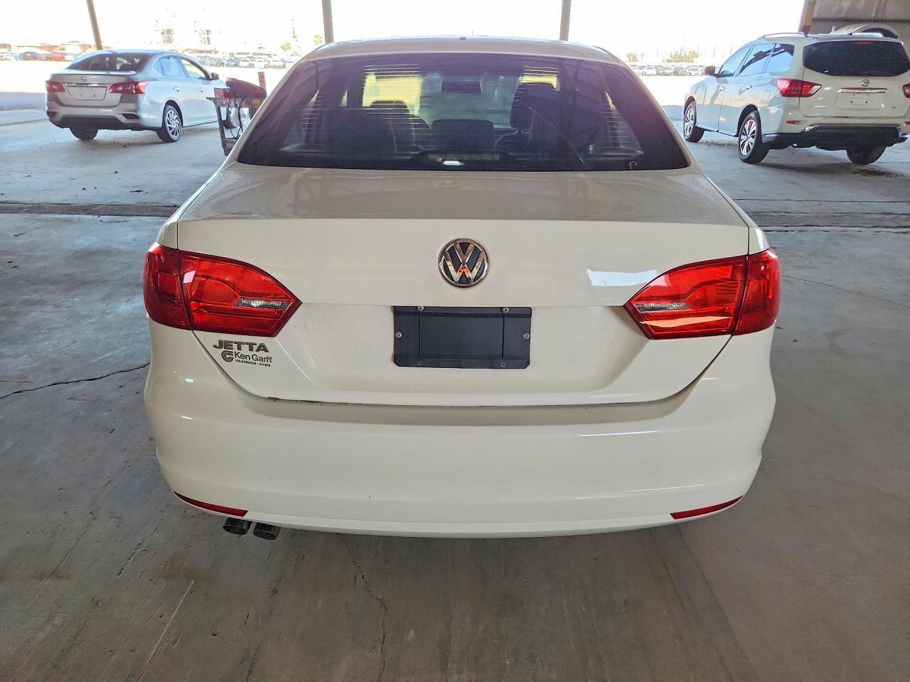 2013 Volkswagen Jetta Base - Image 6