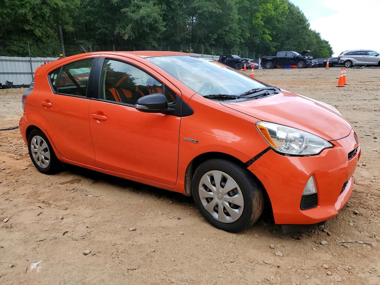 2012 Toyota Prius C Two - Фото 4