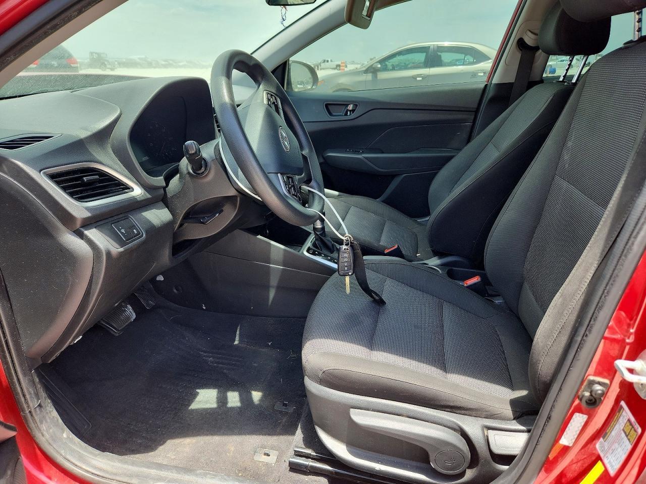 2021 Hyundai Accent Se - Фото 7