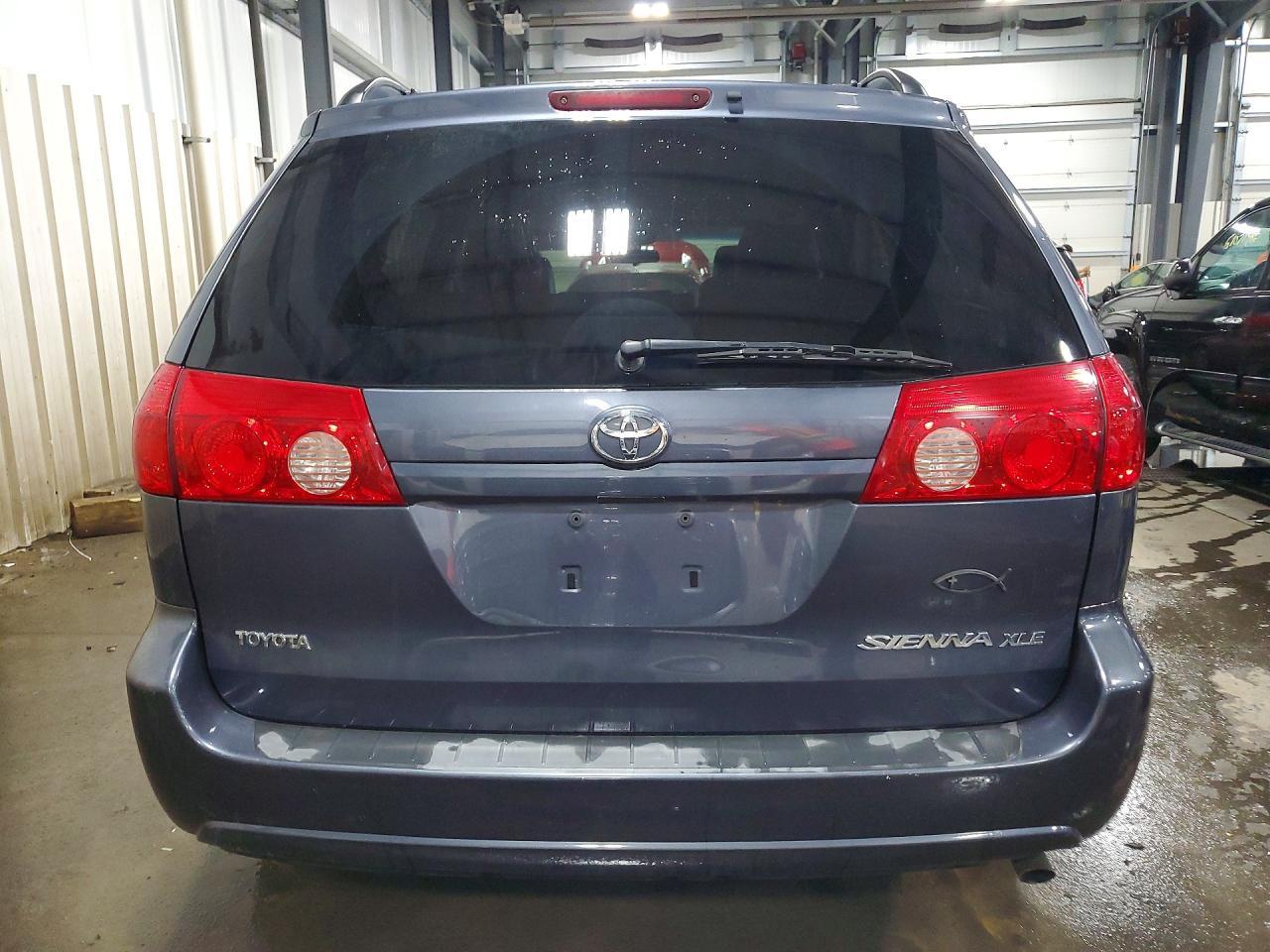 2008 Toyota Sienna Xle - Фото 6