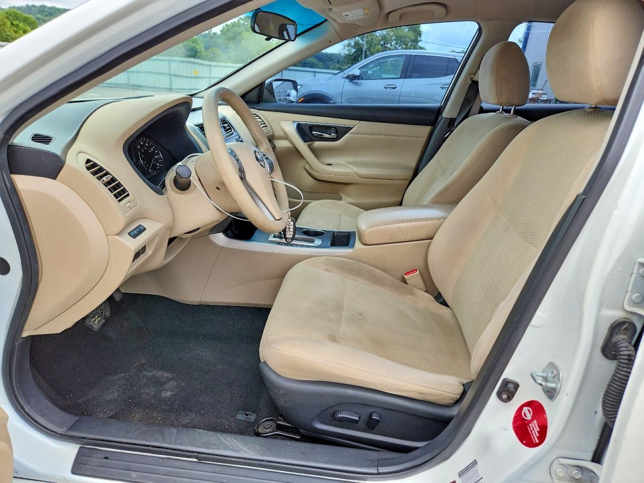 2015 Nissan Altima 2.5 S - Image 7