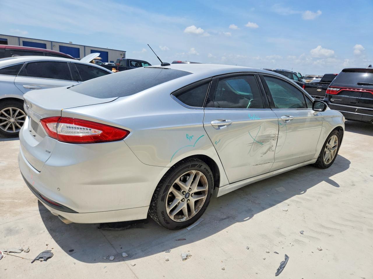 2016 Ford Fusion Se - Фото 3
